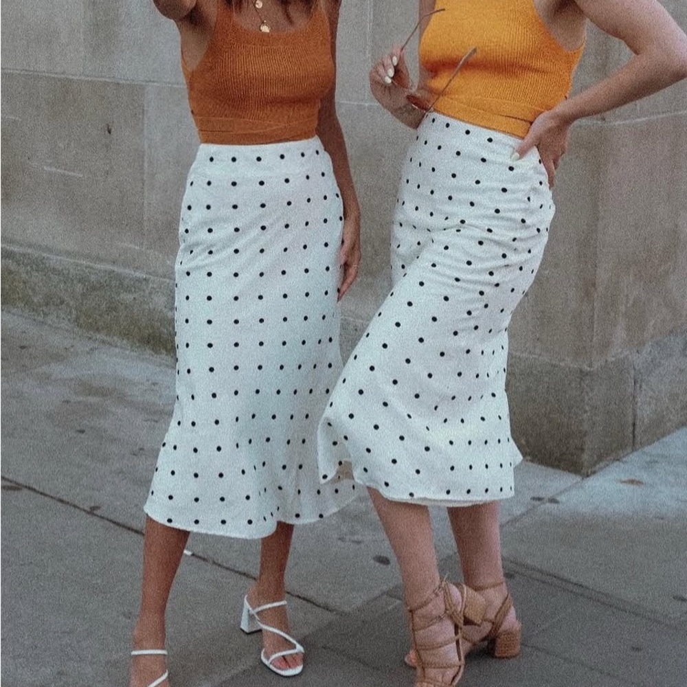 4SI3NNA White and Black Polka Dot Midi Skirt